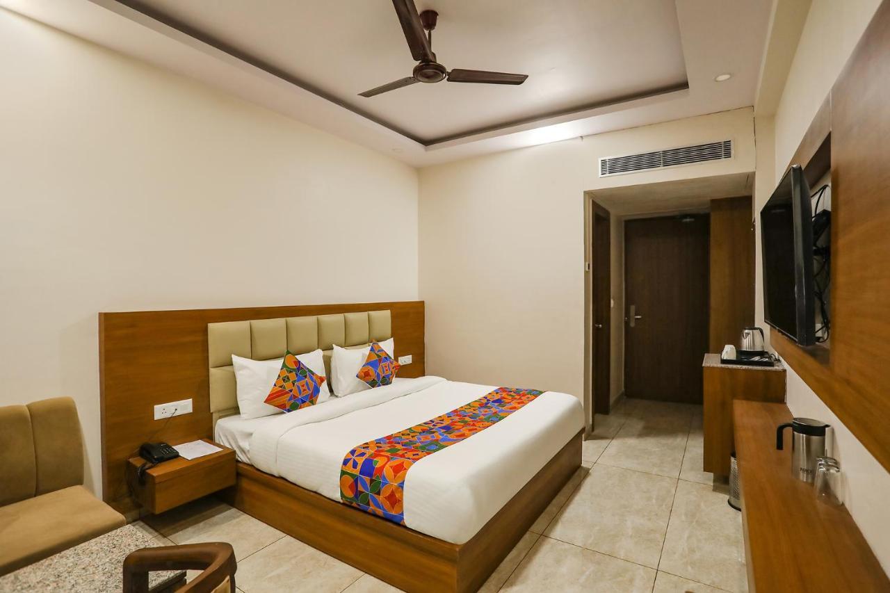 Fabhotel Aman Sara Lucknow Bagian luar foto