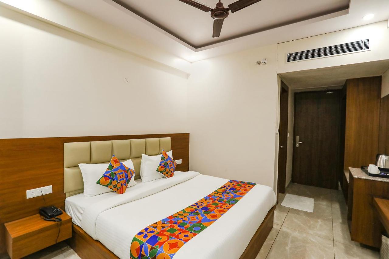 Fabhotel Aman Sara Lucknow Bagian luar foto