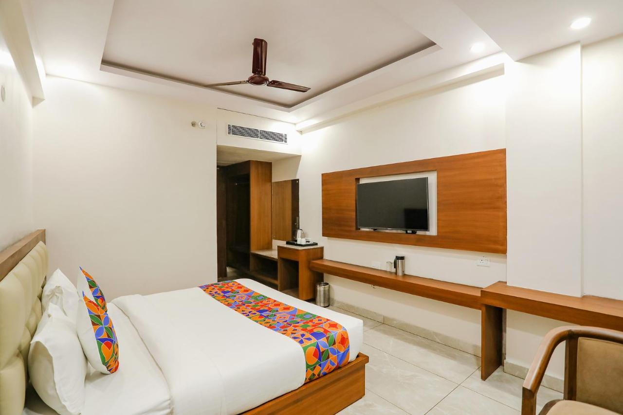 Fabhotel Aman Sara Lucknow Bagian luar foto