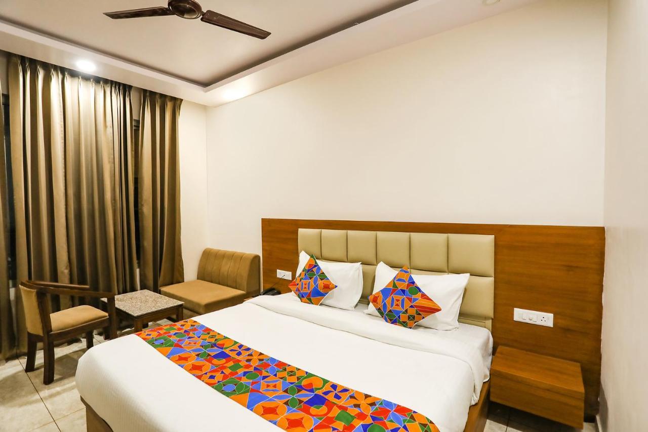 Fabhotel Aman Sara Lucknow Bagian luar foto