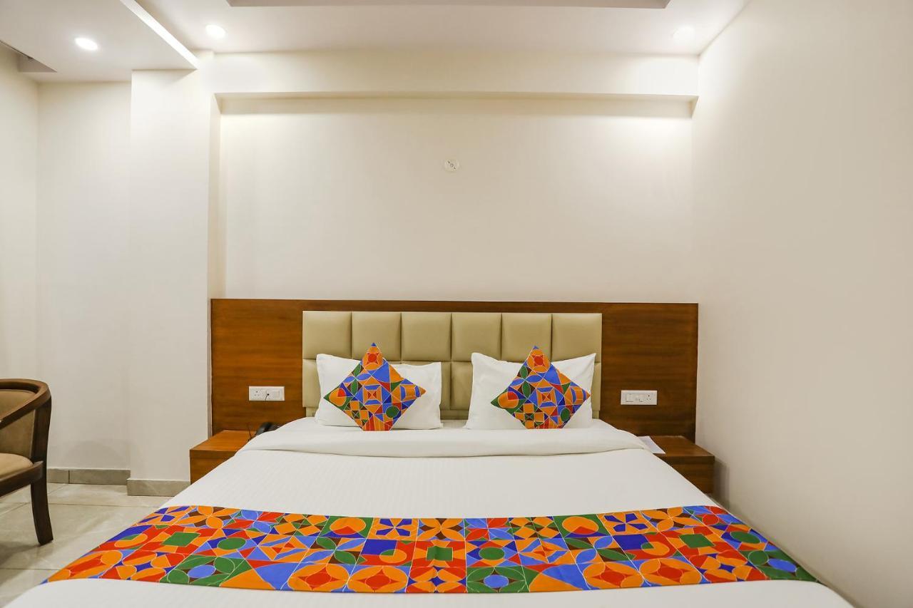 Fabhotel Aman Sara Lucknow Bagian luar foto